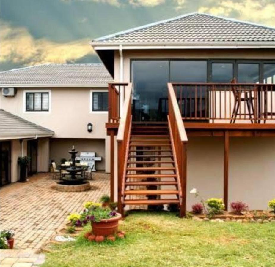 Avalon Guest House Amanzimtoti Exteriér fotografie