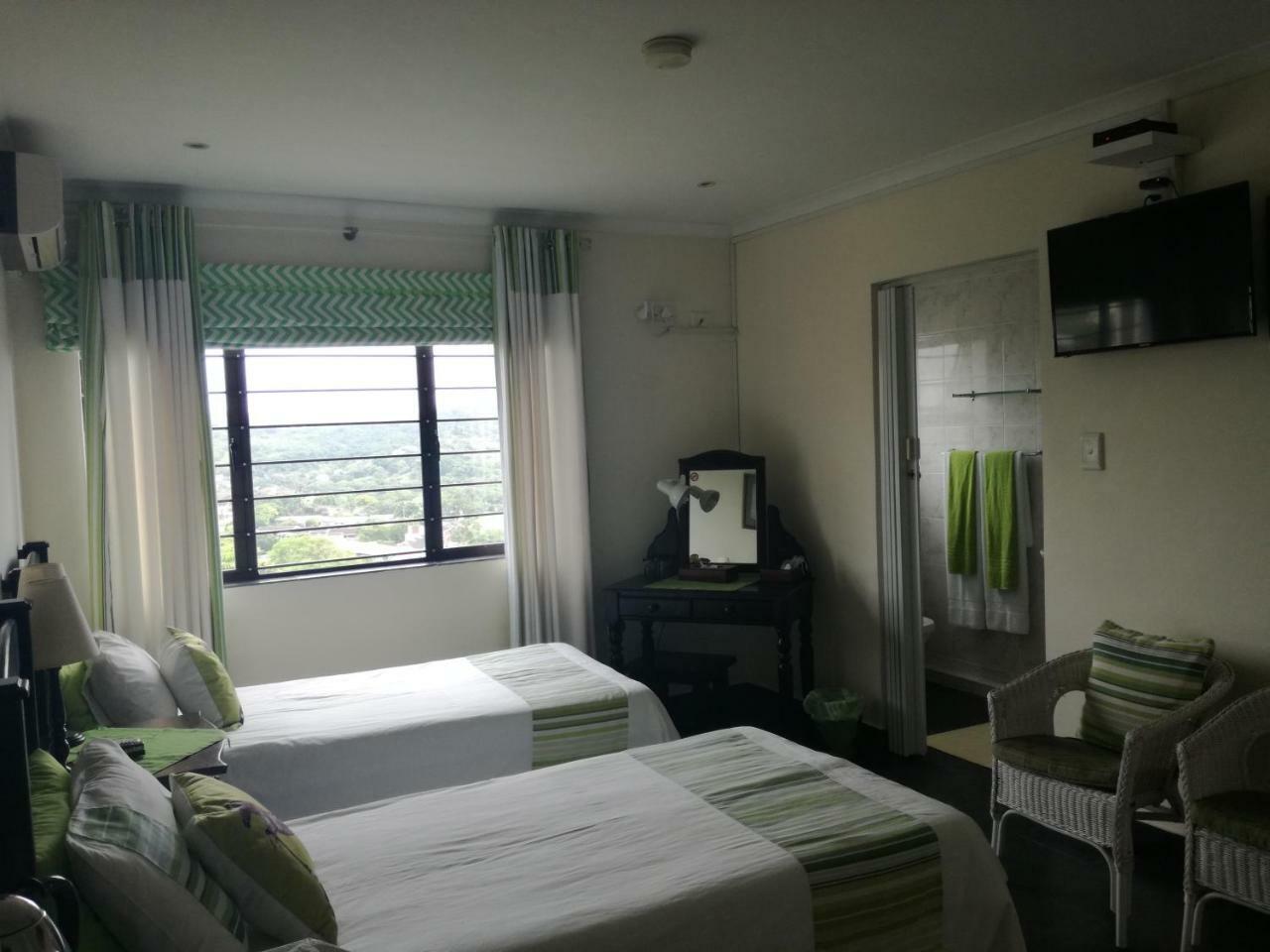 Avalon Guest House Amanzimtoti Exteriér fotografie